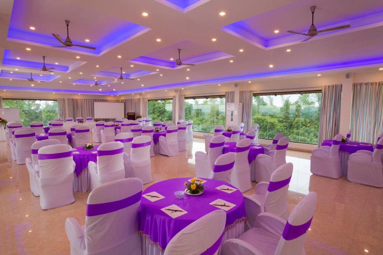Coorg Cliffs Resorts Ammatti Buitenkant foto